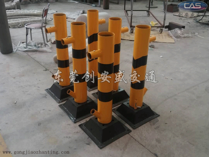 手動(dòng)欄桿機(jī)柱子.jpg
