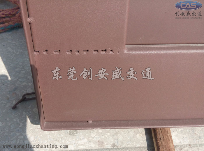 候車亭燈箱外蓋.jpg