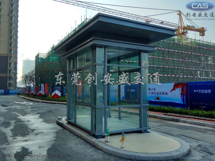 鋼結(jié)構(gòu)玻璃崗?fù)?jpg