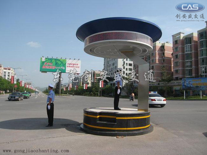 交巡警指揮臺(tái).jpg